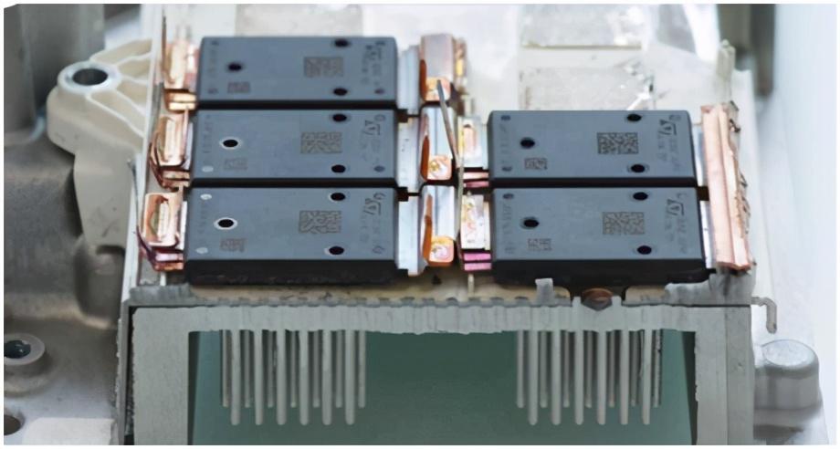 S32K244MVE1VLLT | NXP High-performance Automotive Control MCU Full Spot Stock, Tiered Pricing & Pin-Compatible Replacement Guide 2026